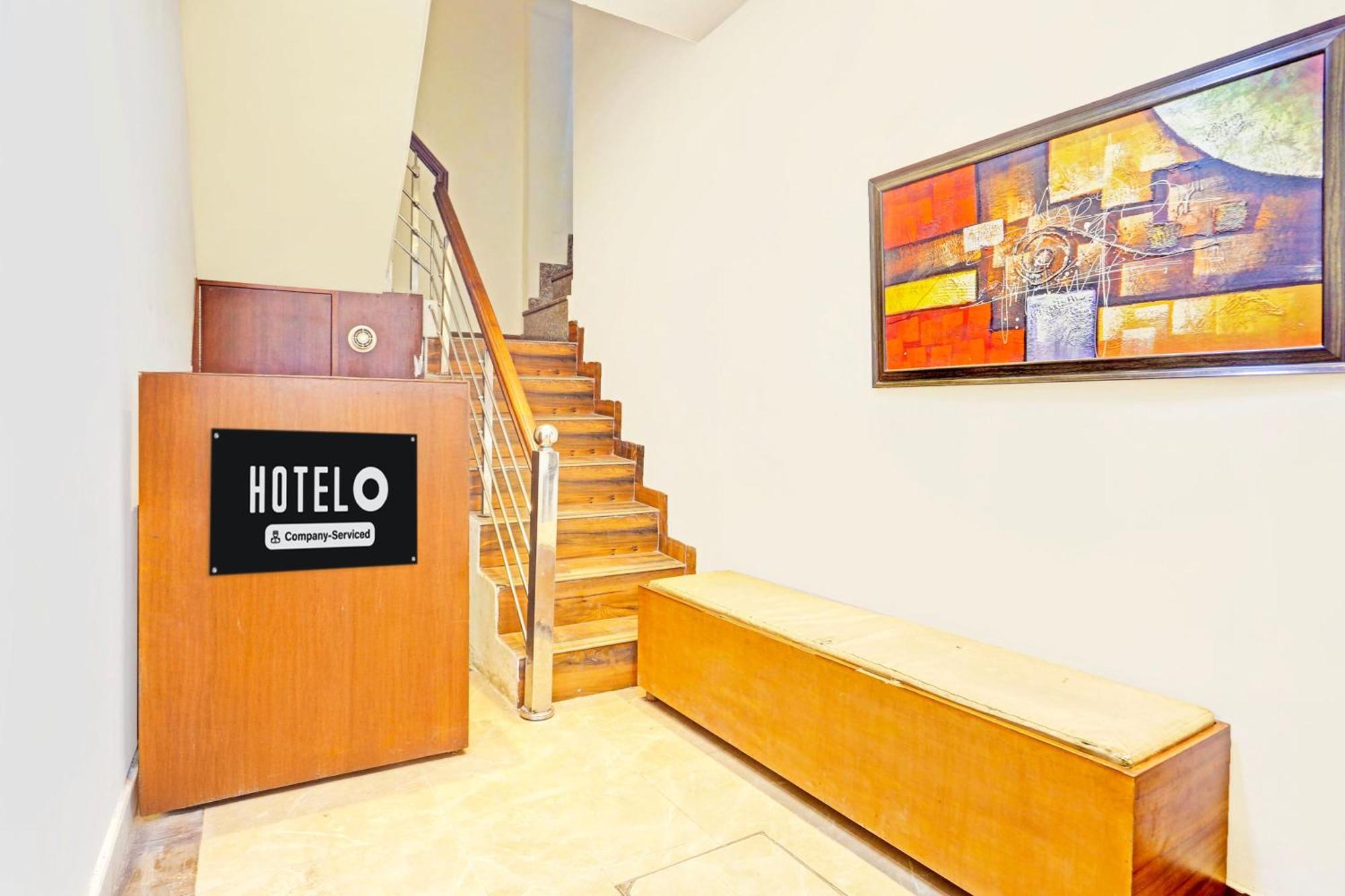 Super Hotel O Sector 45 Formerly Manyavar Chandigarh Exterior photo